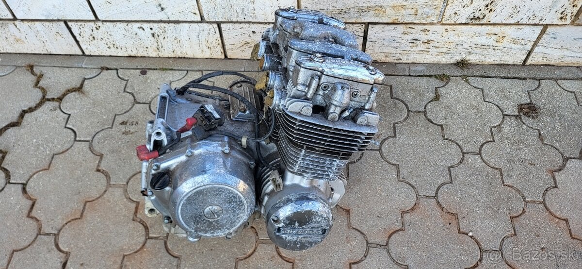 HONDA CB650 RC03