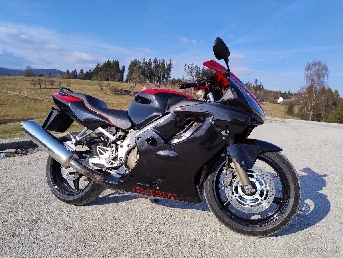 HONDA CBR600F 2007 25750KM