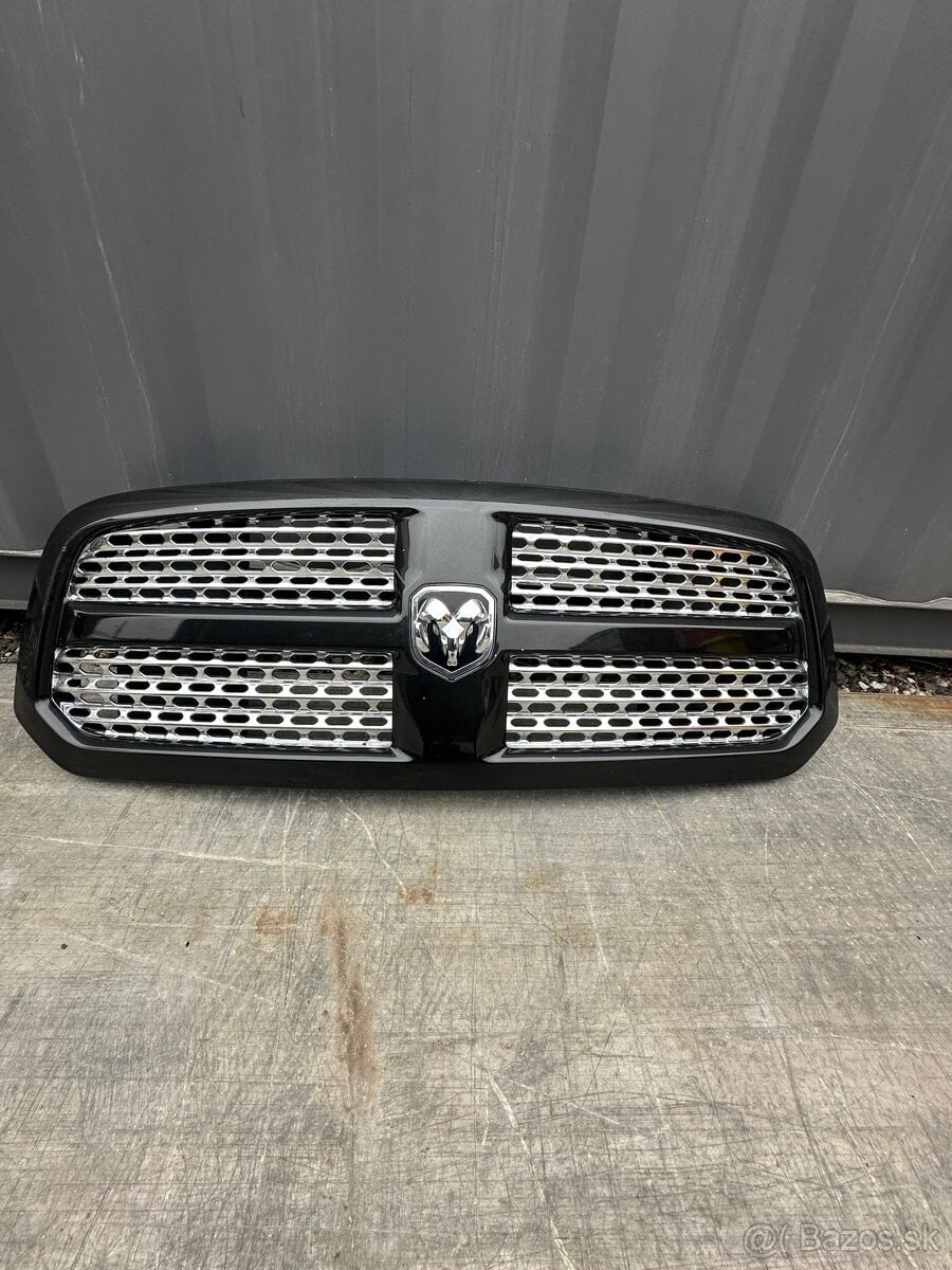 Predná maska Dodge RAM 1500