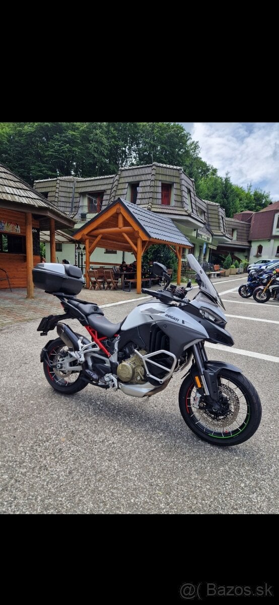 Multistrada V4