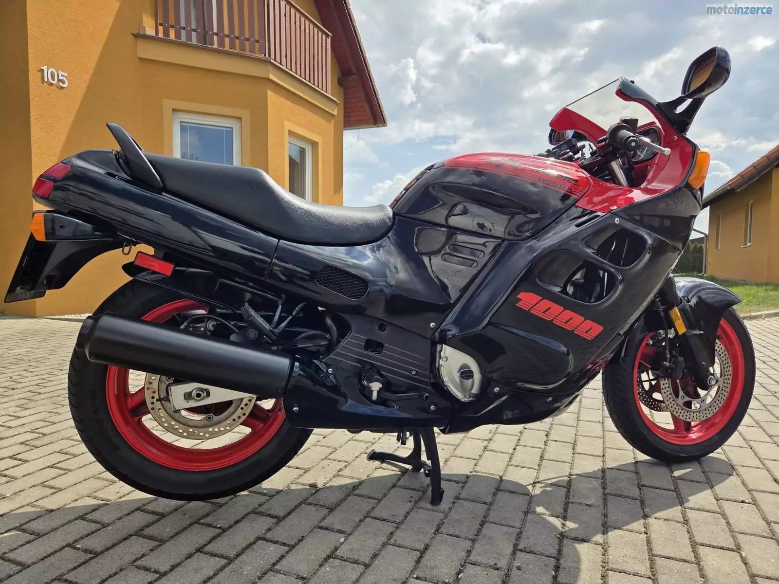 Honda CBR 1000 F