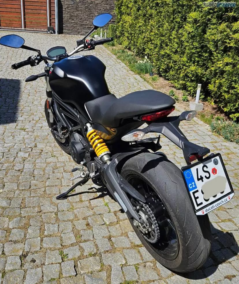 Ducati Monster 797
