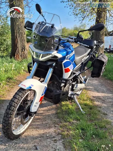 Aprilia Tuareg 660