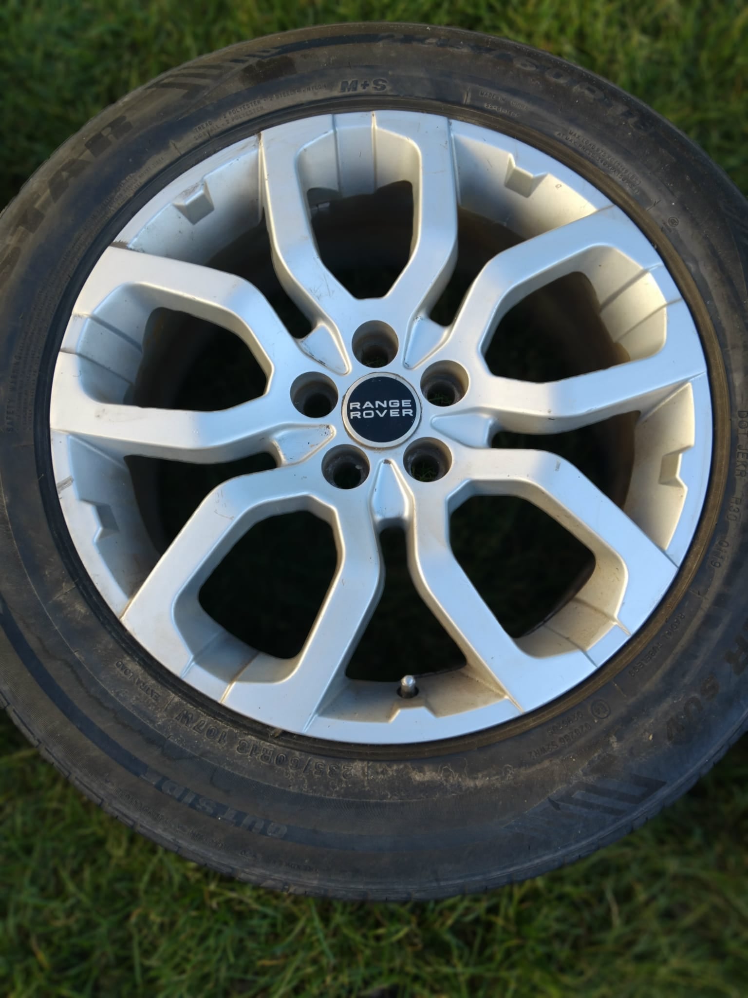 Disky s 18 s letnými pneumatikami Land Rover Freelander 2