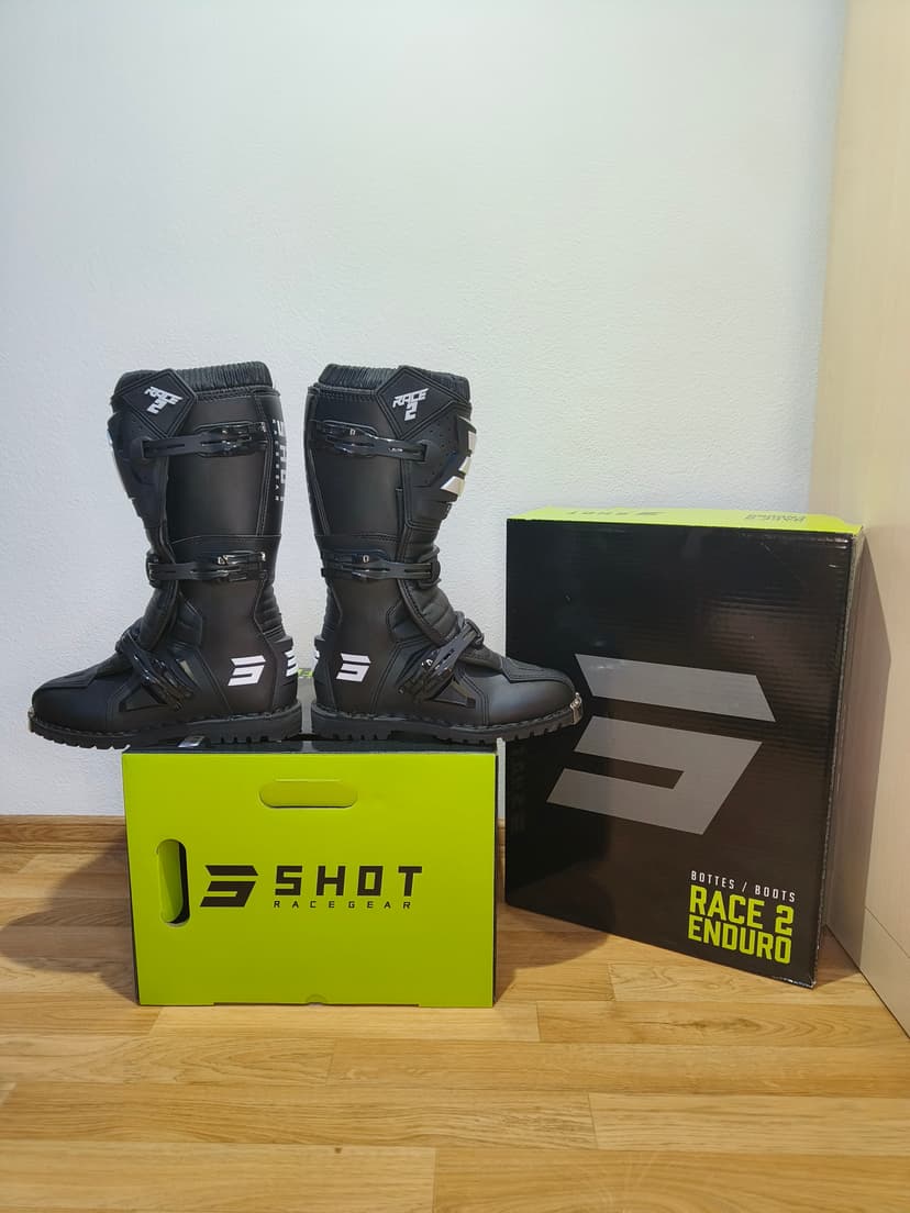 Enduro Boty Shot Race 2