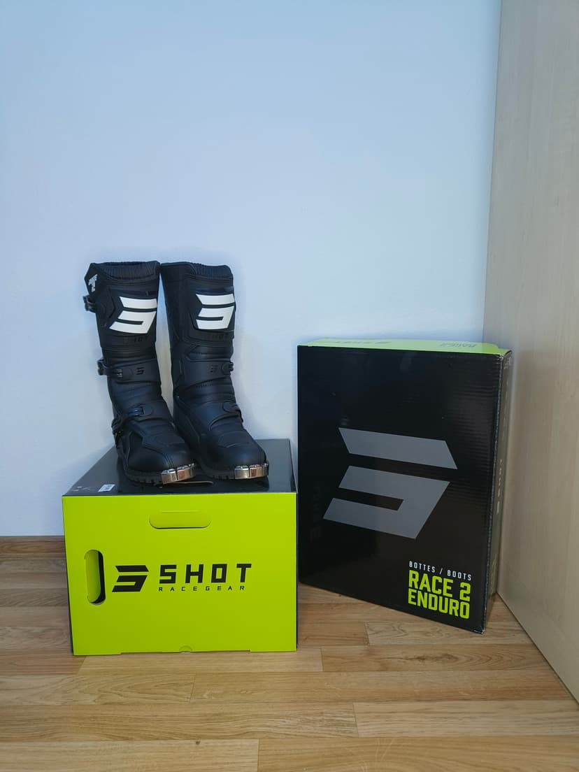 Enduro Boty Shot Race 2