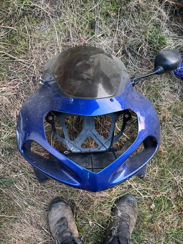 Svetlo maska leseni plexi na Suzuki Gsxr 1000 01-02 750 600