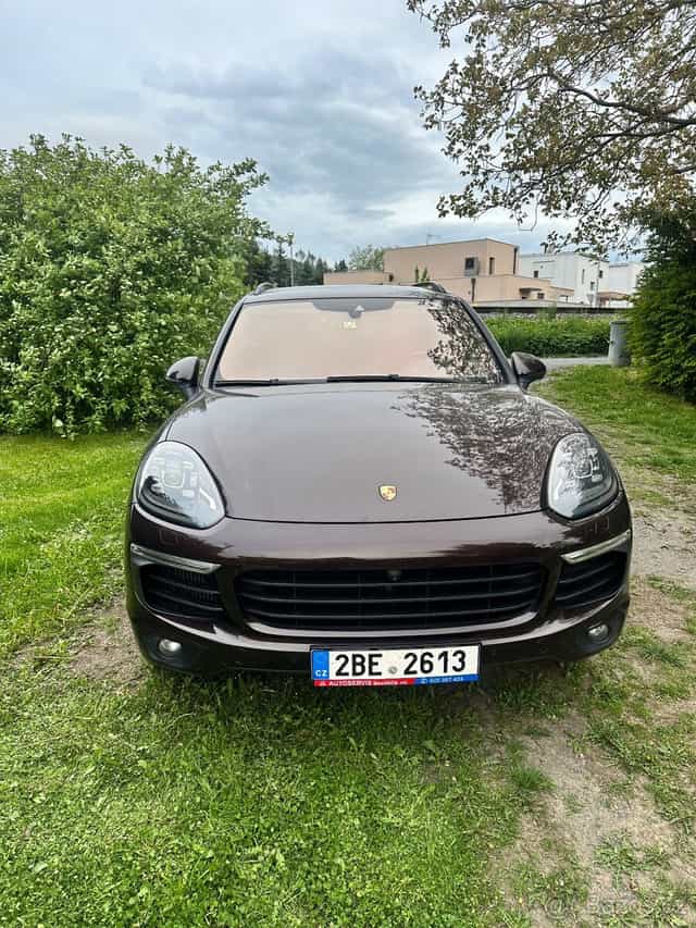 Porsche Cayenne 3.0, V6.