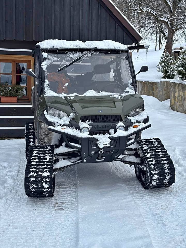 Polaris Ranger 900 EFI EPS + sněžné pásy odpočet DPH