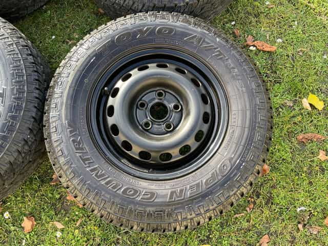 VW T4 syncro orig. plechy 215/75/15 offroad pneu