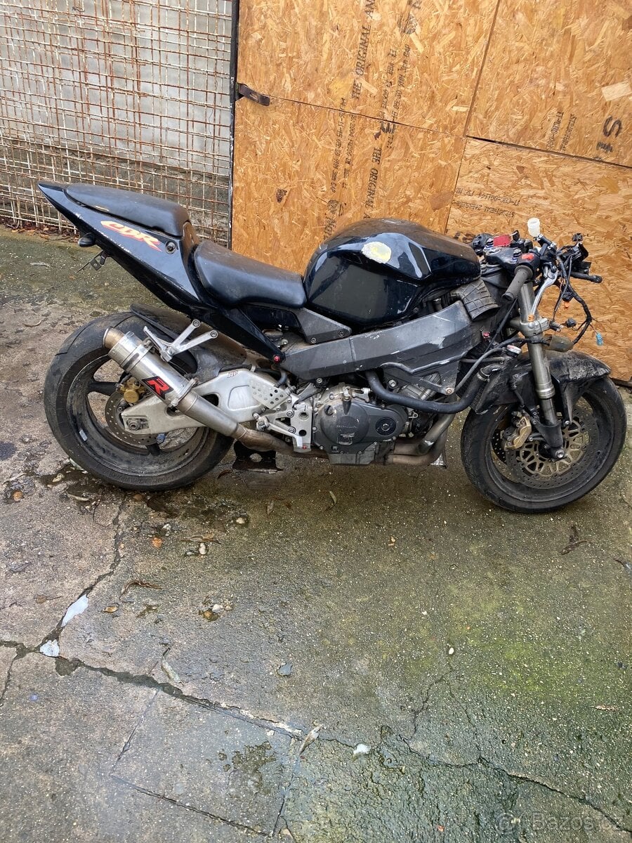 Honda cbr 954
