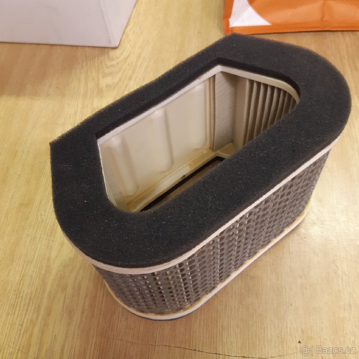 Prodám vzduchový filtr YAMAHA R1 r.v.98-99