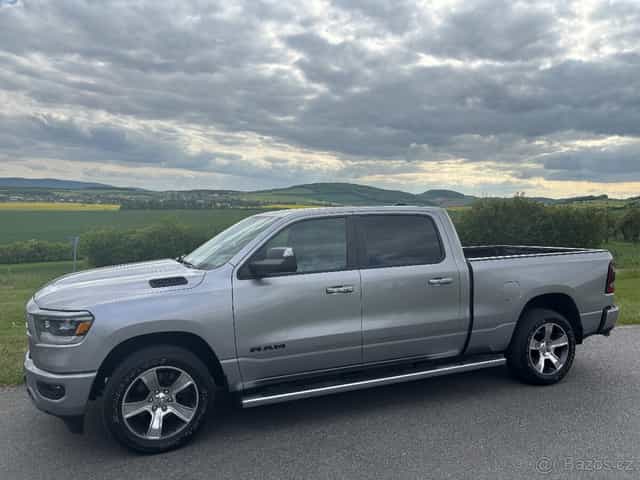 Dodge RAM 1500 5,7 4X4, 2019, Sport Luxury,odp.DPH