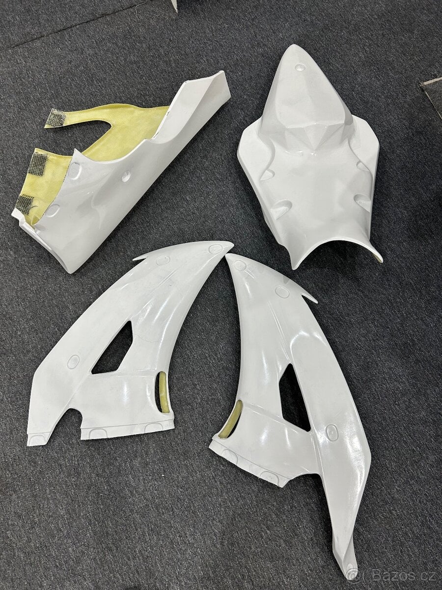 Laminátové Kapoty YAMAHA R6 2008-2016