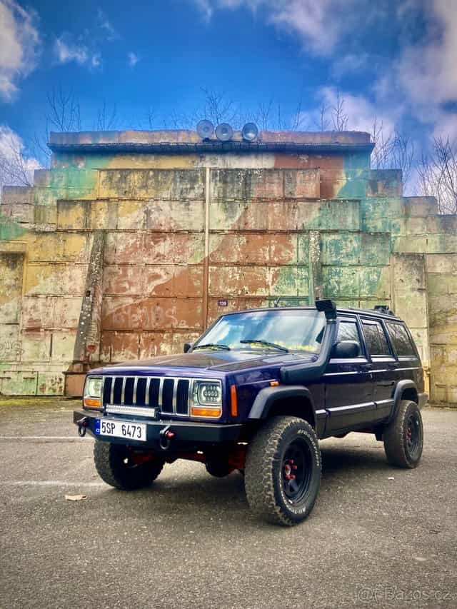 Jeep cherokee XJ 4.0L R6