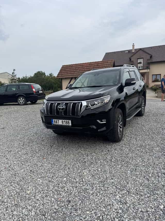 Prodám ..Toyotu land cruiser 150