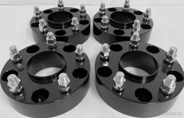 PODLOŽKY KOL 40 MM 5x139,7 – DODGE RAM 1500 2013+