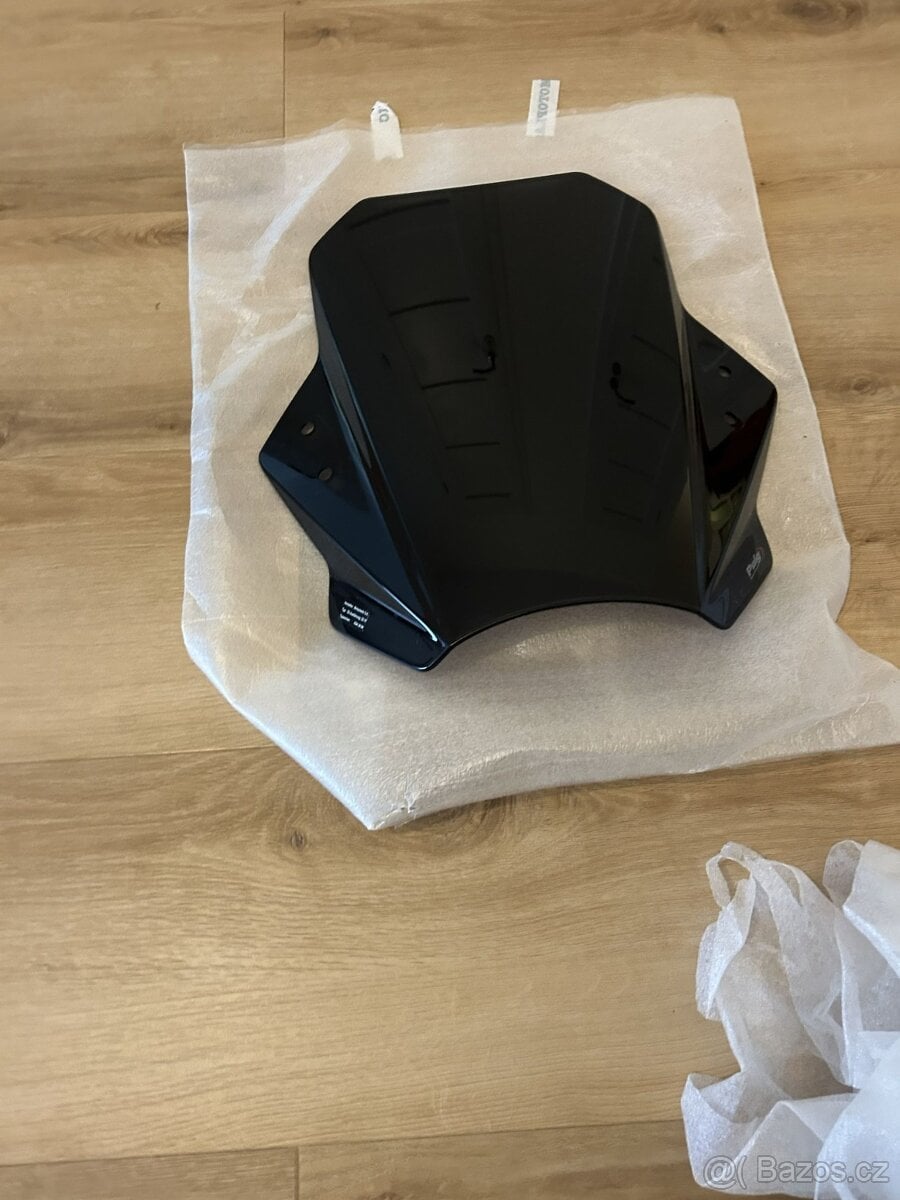 Plexi štít PUIG BAT 8088F tmavá kouřová