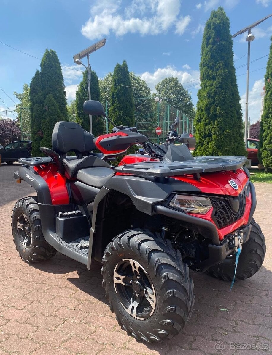 Čtyřkolku CF MOTO 625L