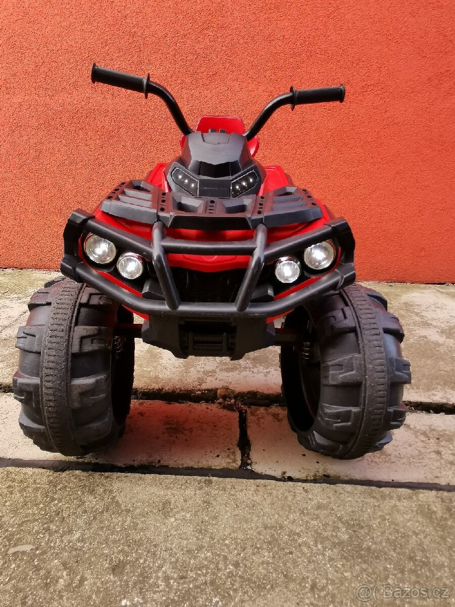 Dětská elektrická čtyřkolka