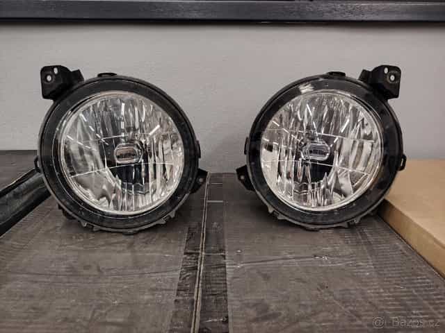 Přední světla Wrangler JL