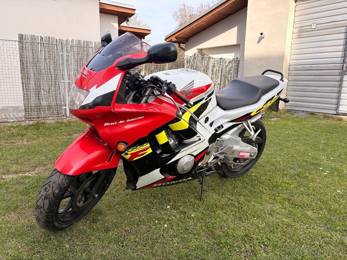 Honda CBR 600 F3