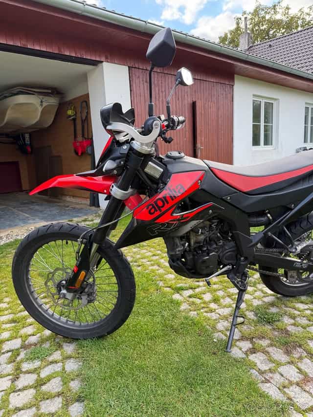 Motorka 125 ccm Aprillie rx 125