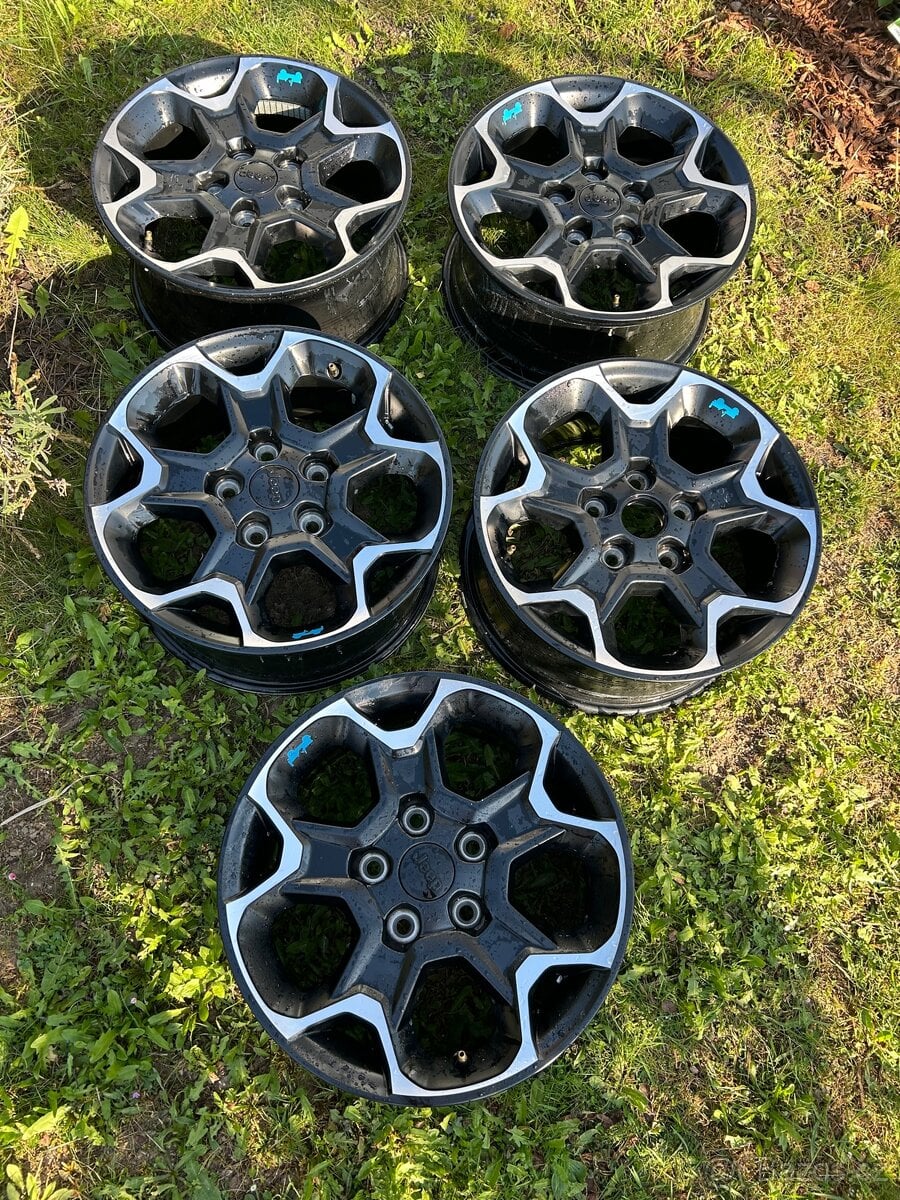 Nové disky alukola kola Jeep Wrangler JL JK Gladiátor r17