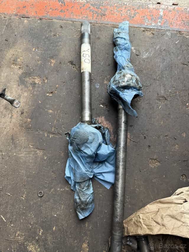 Poloosy Nissan Patrol Y60