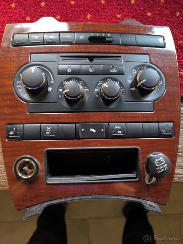 Jeep grand Cherokee 3.0 crdi rok 2006