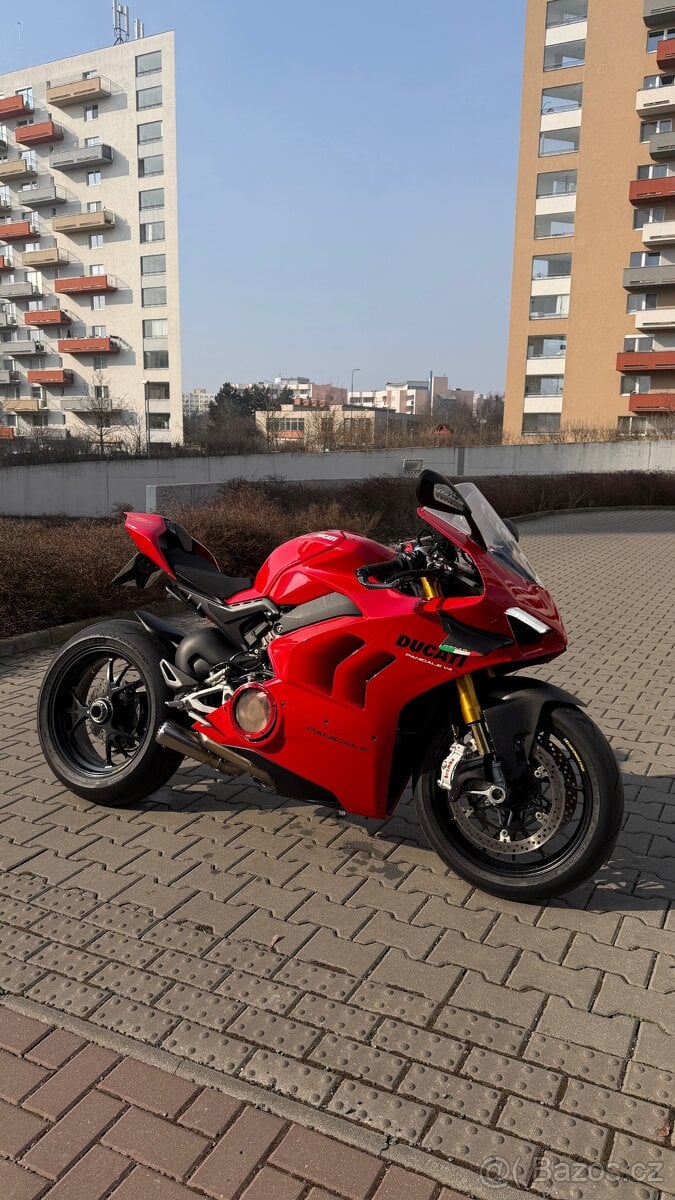 Ducati Panigale V4S 2021