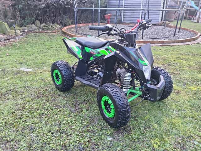 Dětská čtyřkolka atv factory 90