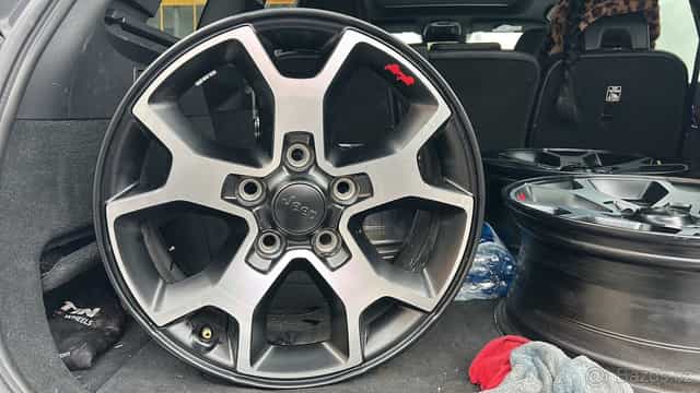 Alukola aludisky Jeep Wrangler Rubicon Gladiator Nové r17
