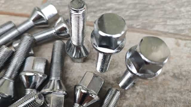 šrouby kol M12x1,5