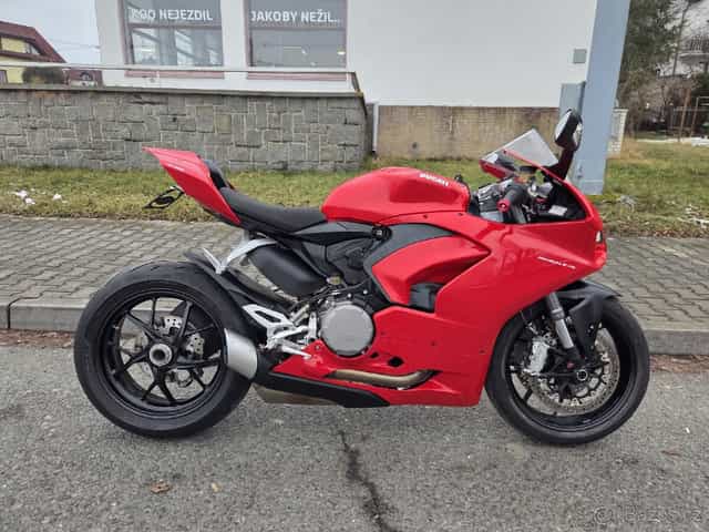Ducati Panigale V2 2021