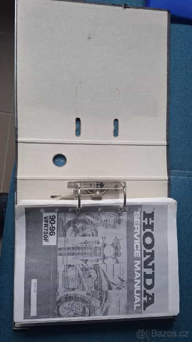 Honda vfr750 servisní manual.