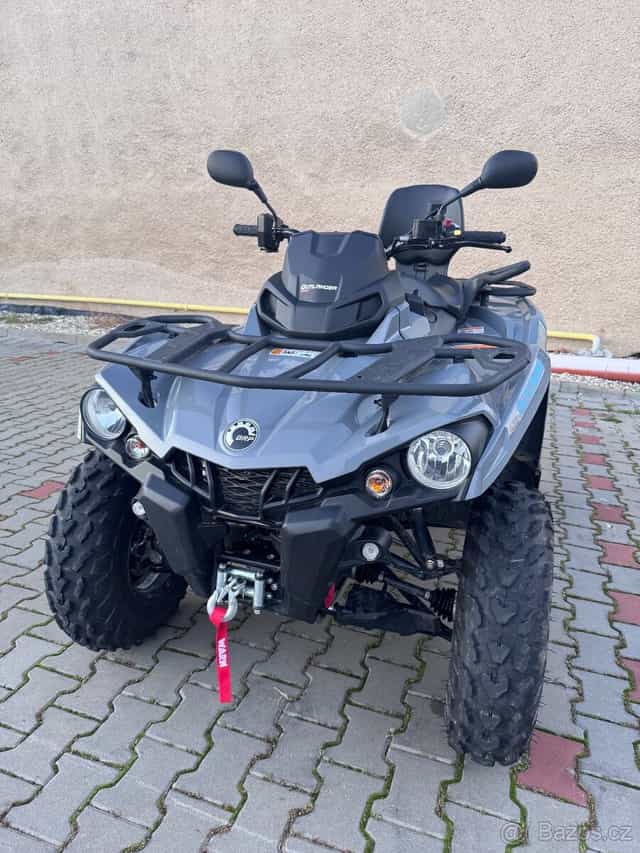 Čtyřkolka ATV Can-Am Outlander Max 570L