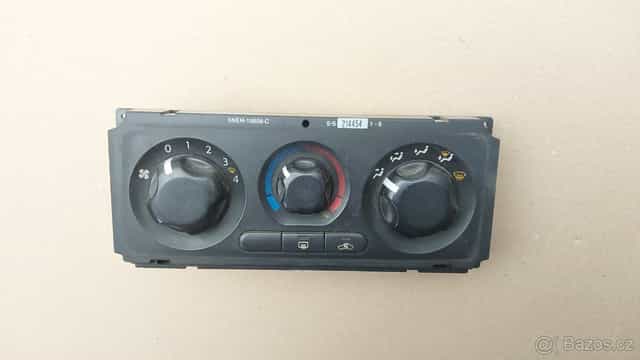 Nissan Navara D40 : Ovladač topení 27510EB60B