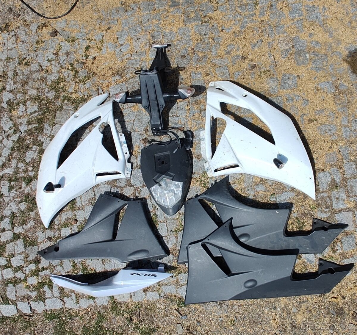 Kawasaki ZX-6R Ninja 2009-10 náhradní díly dle fota