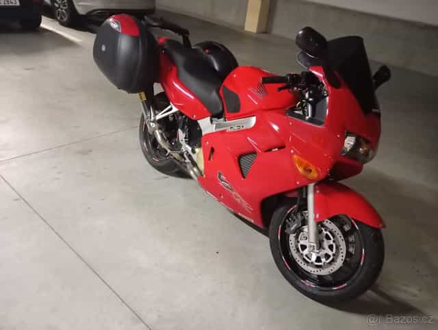 Honda vfr800 fi