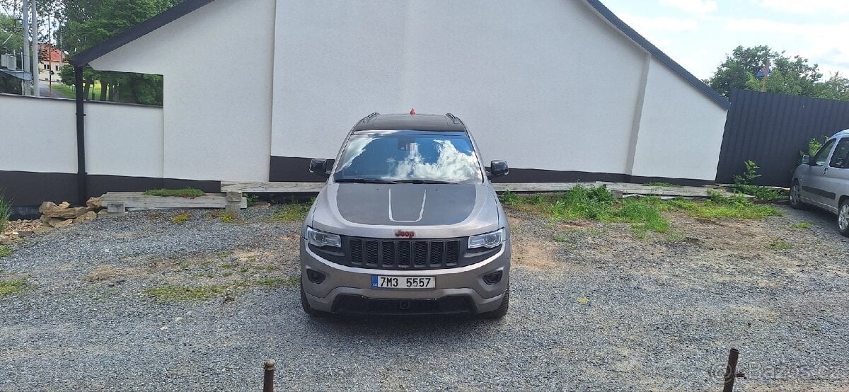 PRODÁM JEEP GRAND CHEROKEE 3.0. OVERLAD MOŽNÝ ODPOČET DPH