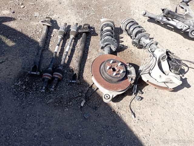 RANGE ROVER EVOQUE 2,0D RV 8/2018 ZADNÍ NÁPRAVA KOMPLETNÍ