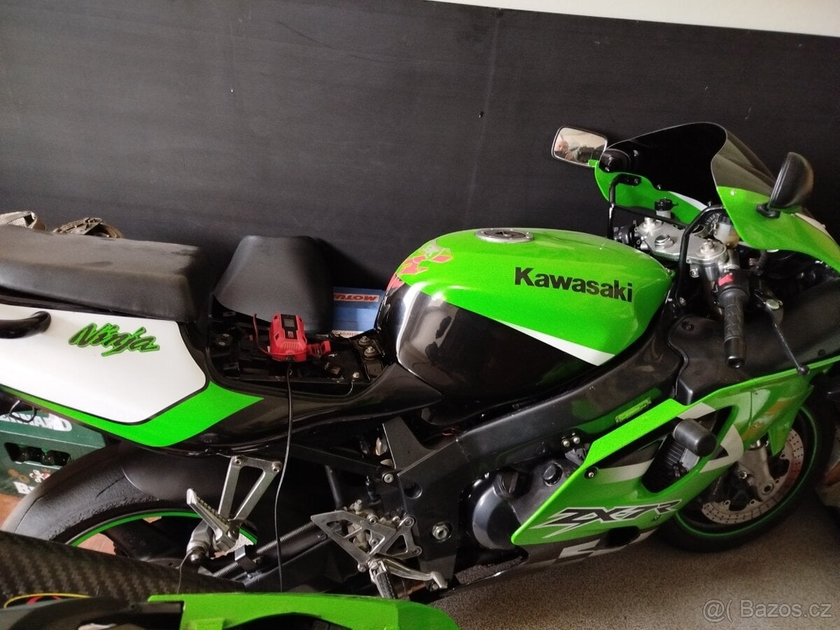 Kawasaki zx7r