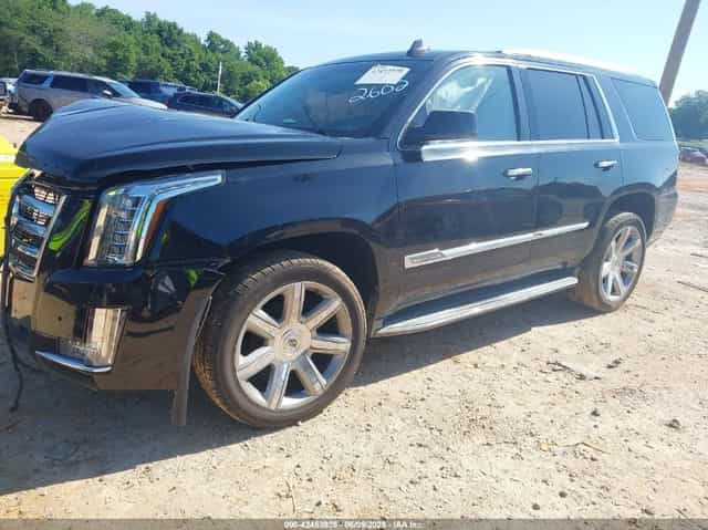 Cadillac Escalade IV 6.2 V8 - díly