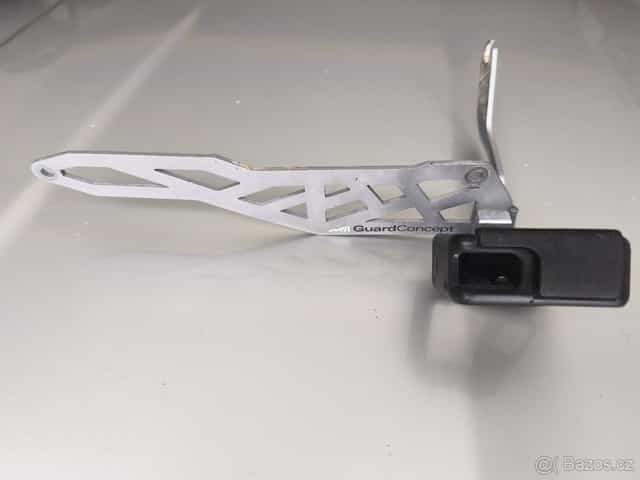 Držák na Go Pro kameru na BMW R1250GS (Adventure)