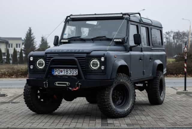 Land Rover Defender 110 SW, 90kW, (2007)
