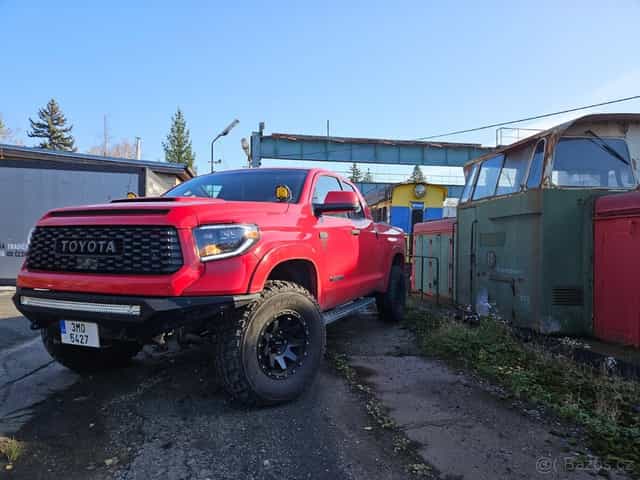 Toyota Tundra 5.7 V8 - odpočet DPH