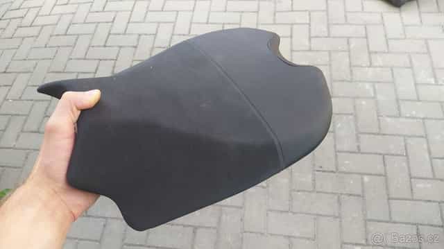 Streetfighter v4 panigale v4 potah sedla originál