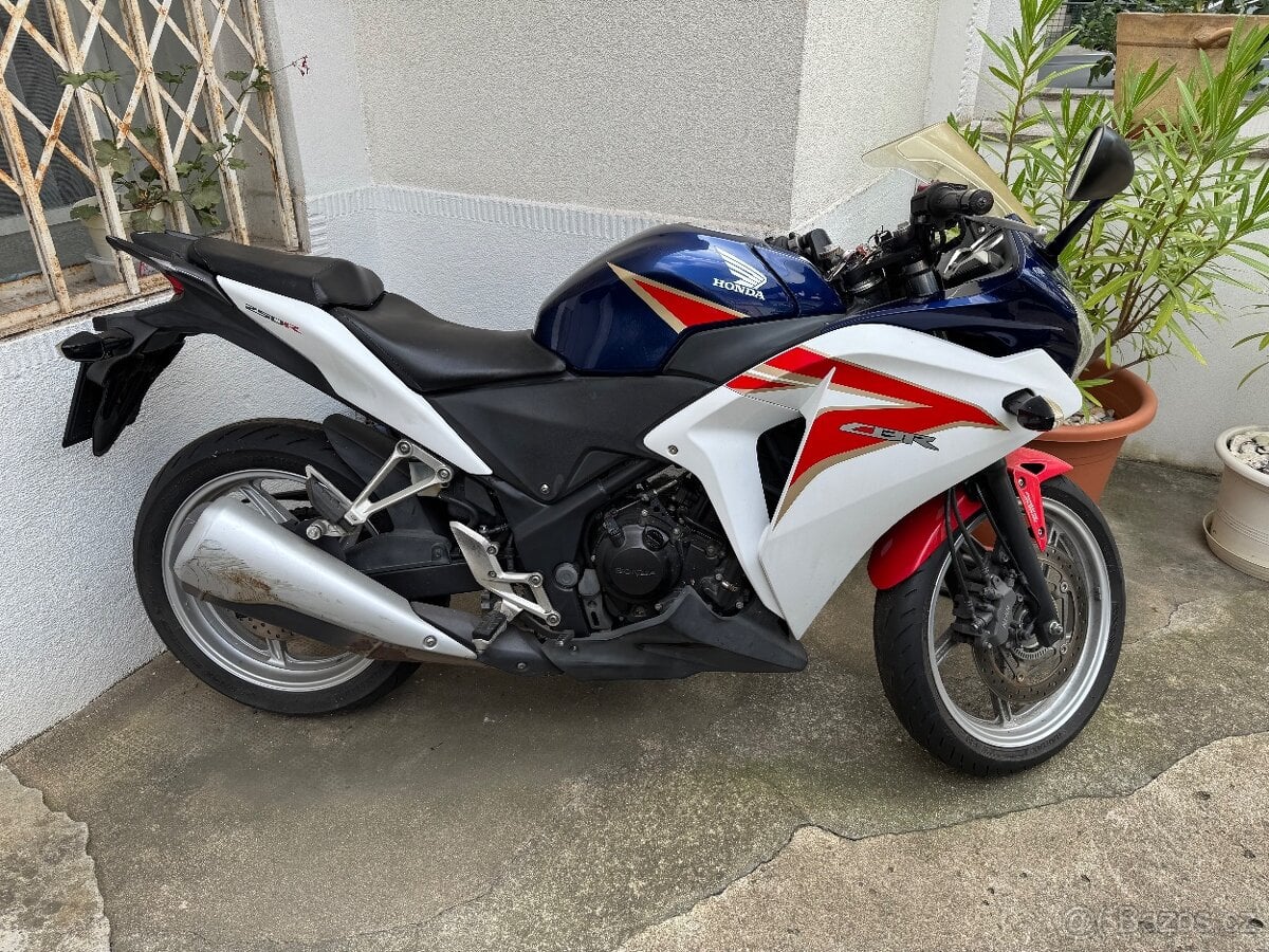 Honda CBR 250r