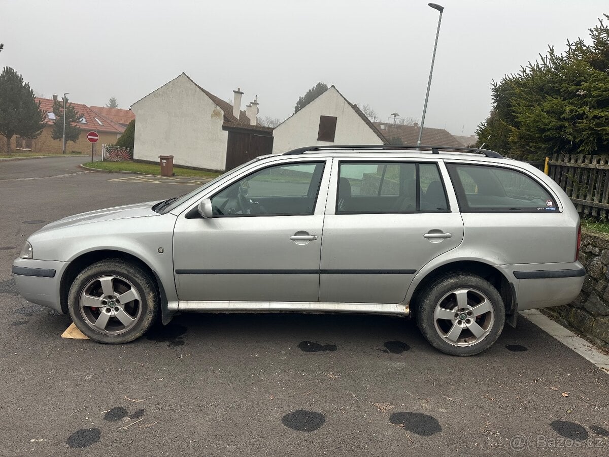 Škoda Octavia 1.9 TDI 4x4 66 kw facelift rok 2000